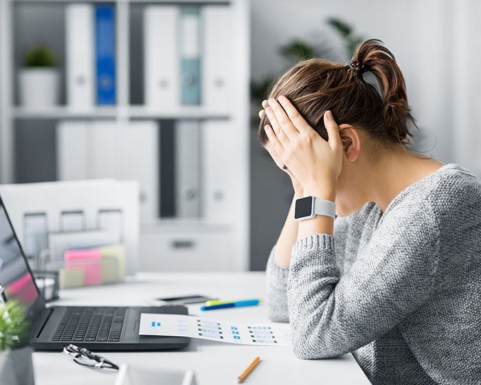 Magnétisme stress à distance